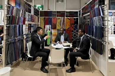Exhibitions & Customers Visiting Exhibitions & Customers Visiting